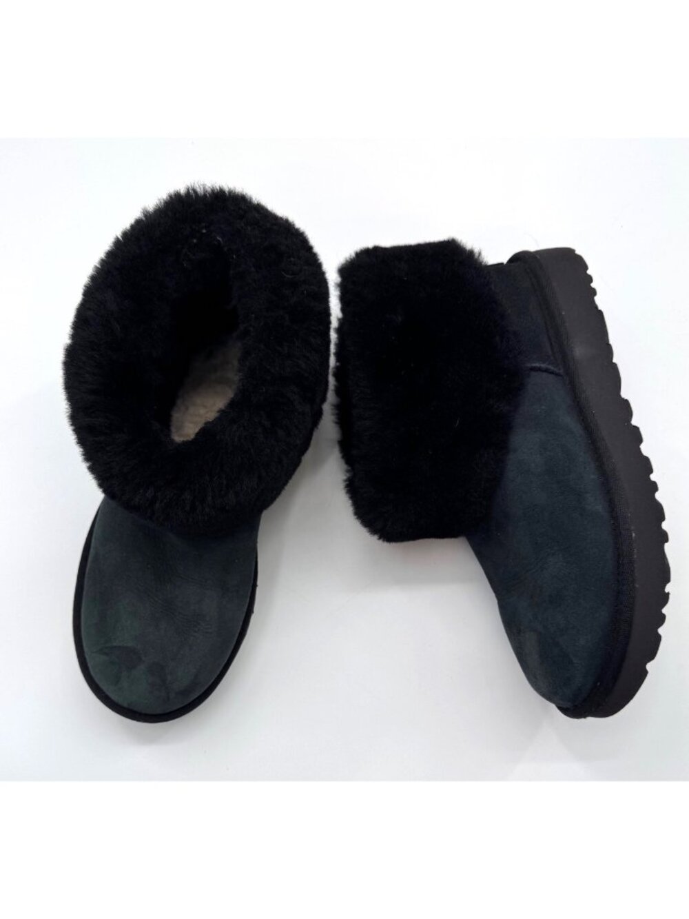UGG Women Black Suede Shearling Winter Boots Size 7 Classic Short Pull On